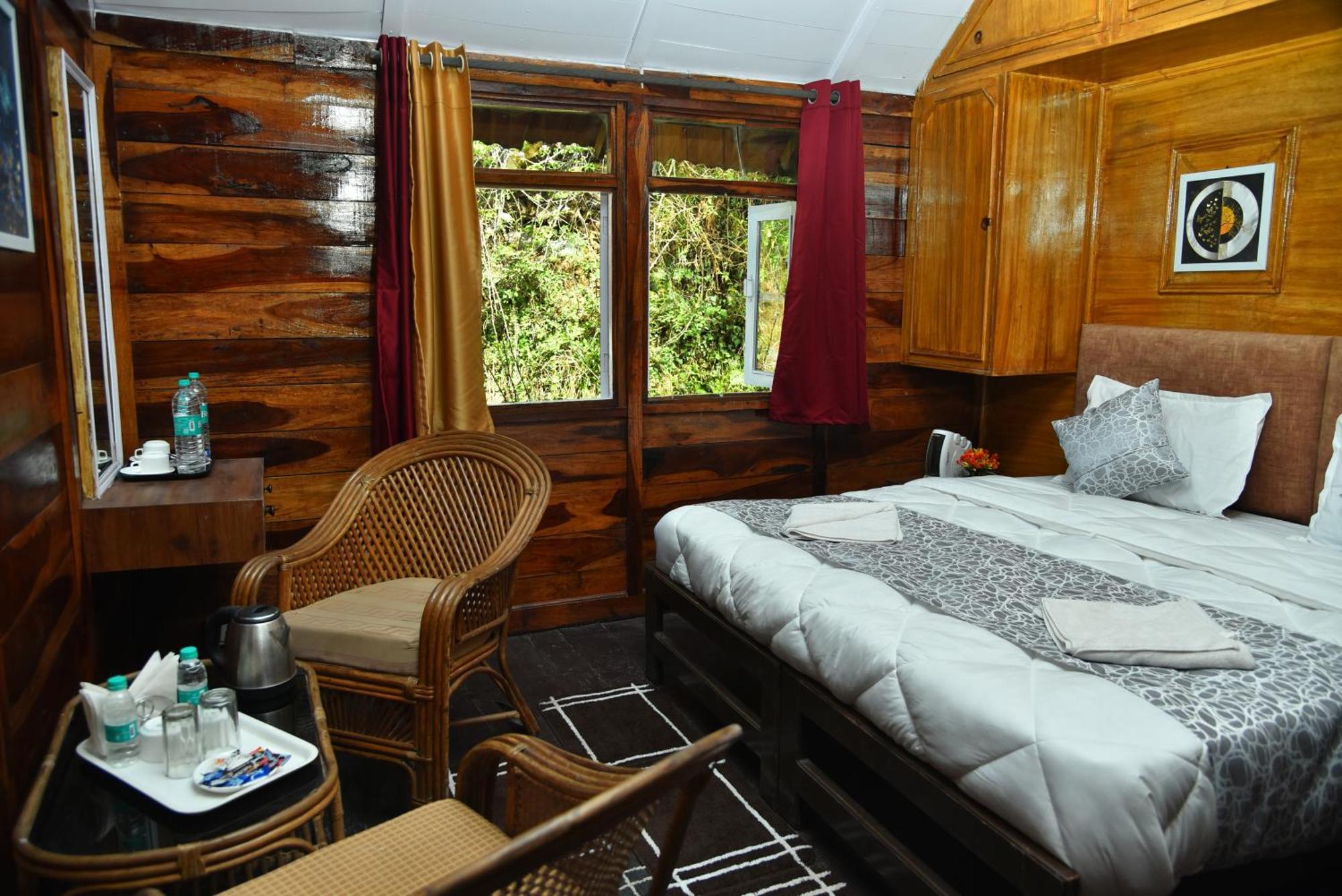 Kumaon Roop Resort Near Kainchi Dham Nainital Exteriér fotografie