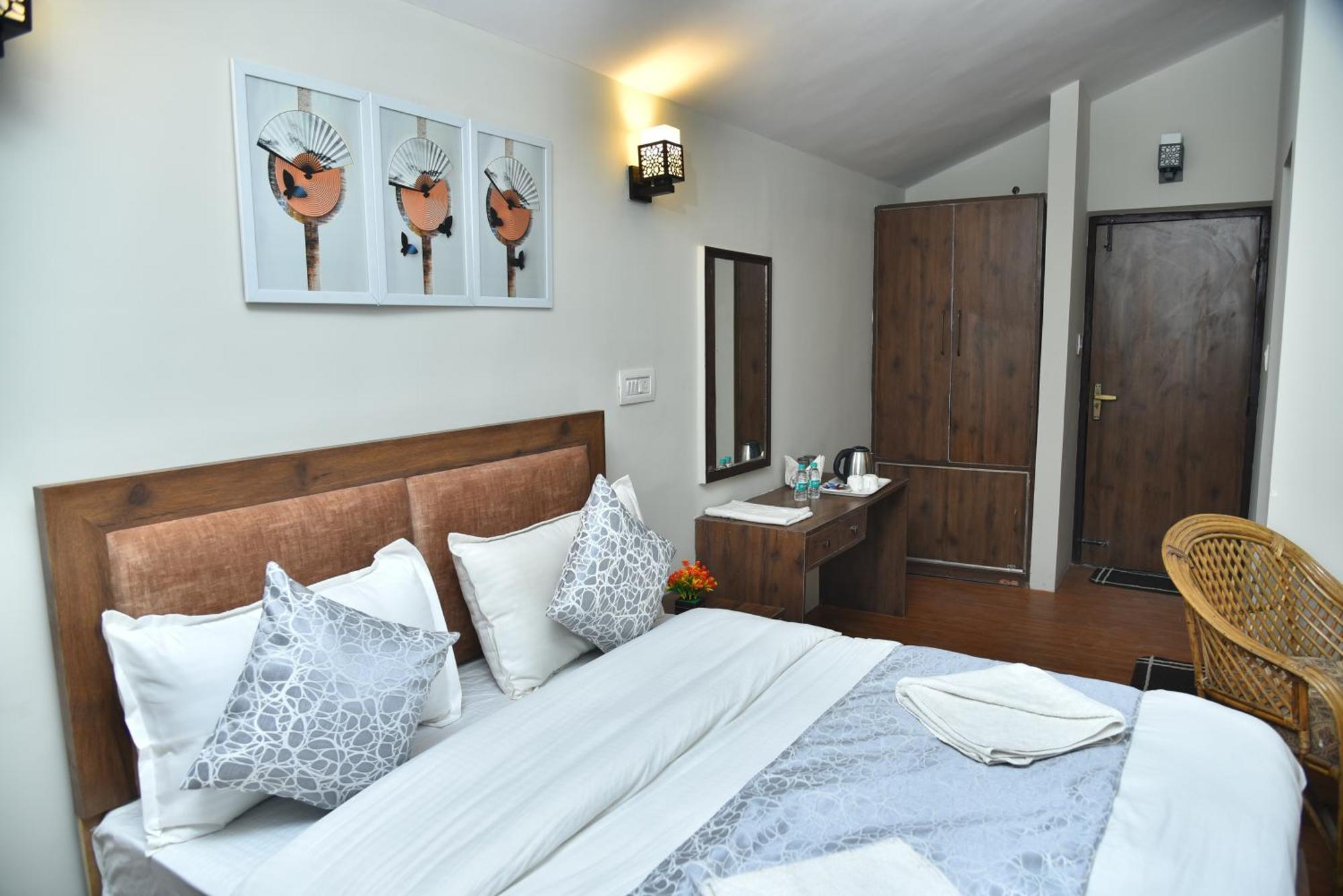 Kumaon Roop Resort Near Kainchi Dham Nainital Exteriér fotografie