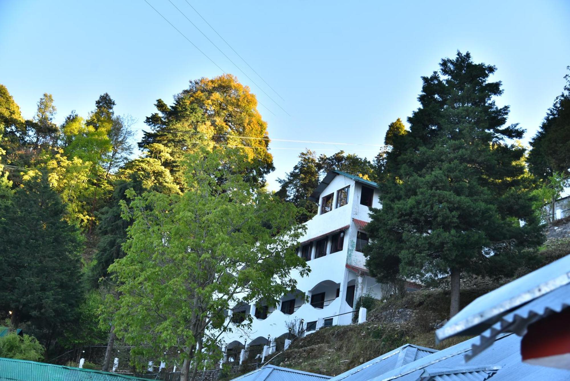 Kumaon Roop Resort Near Kainchi Dham Nainital Exteriér fotografie
