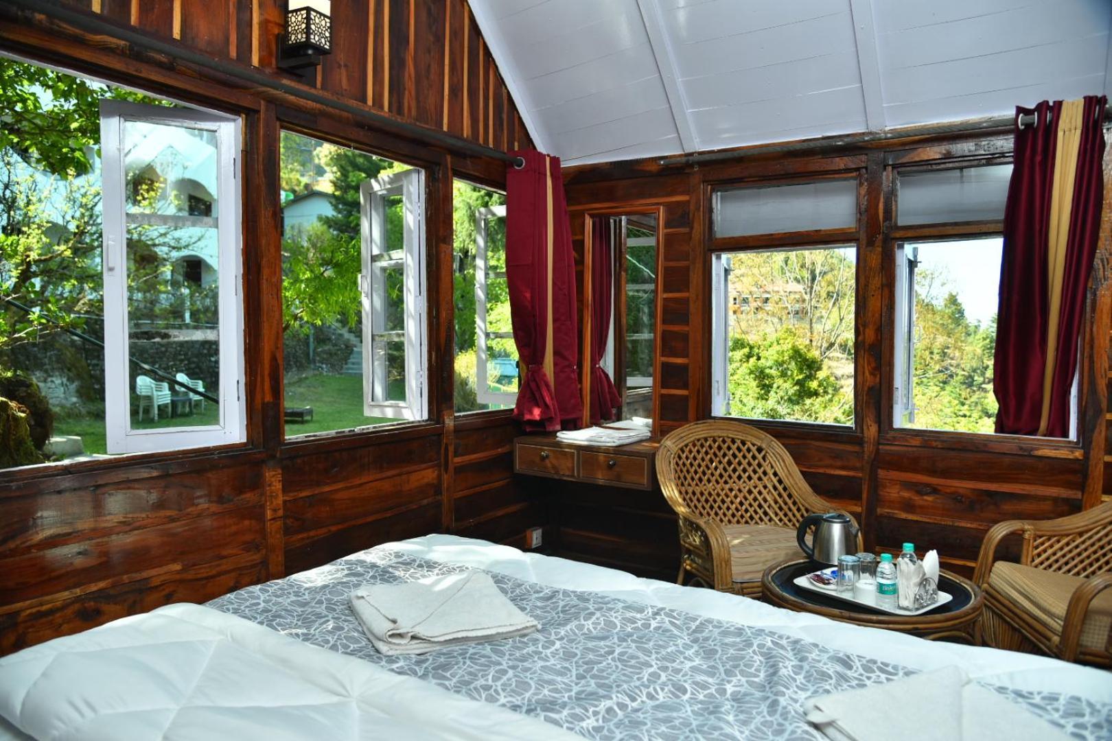 Kumaon Roop Resort Near Kainchi Dham Nainital Exteriér fotografie