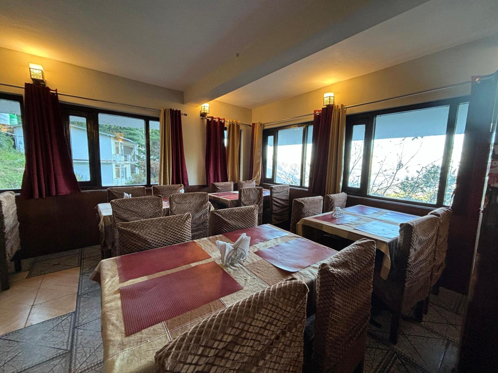 Kumaon Roop Resort Near Kainchi Dham Nainital Exteriér fotografie