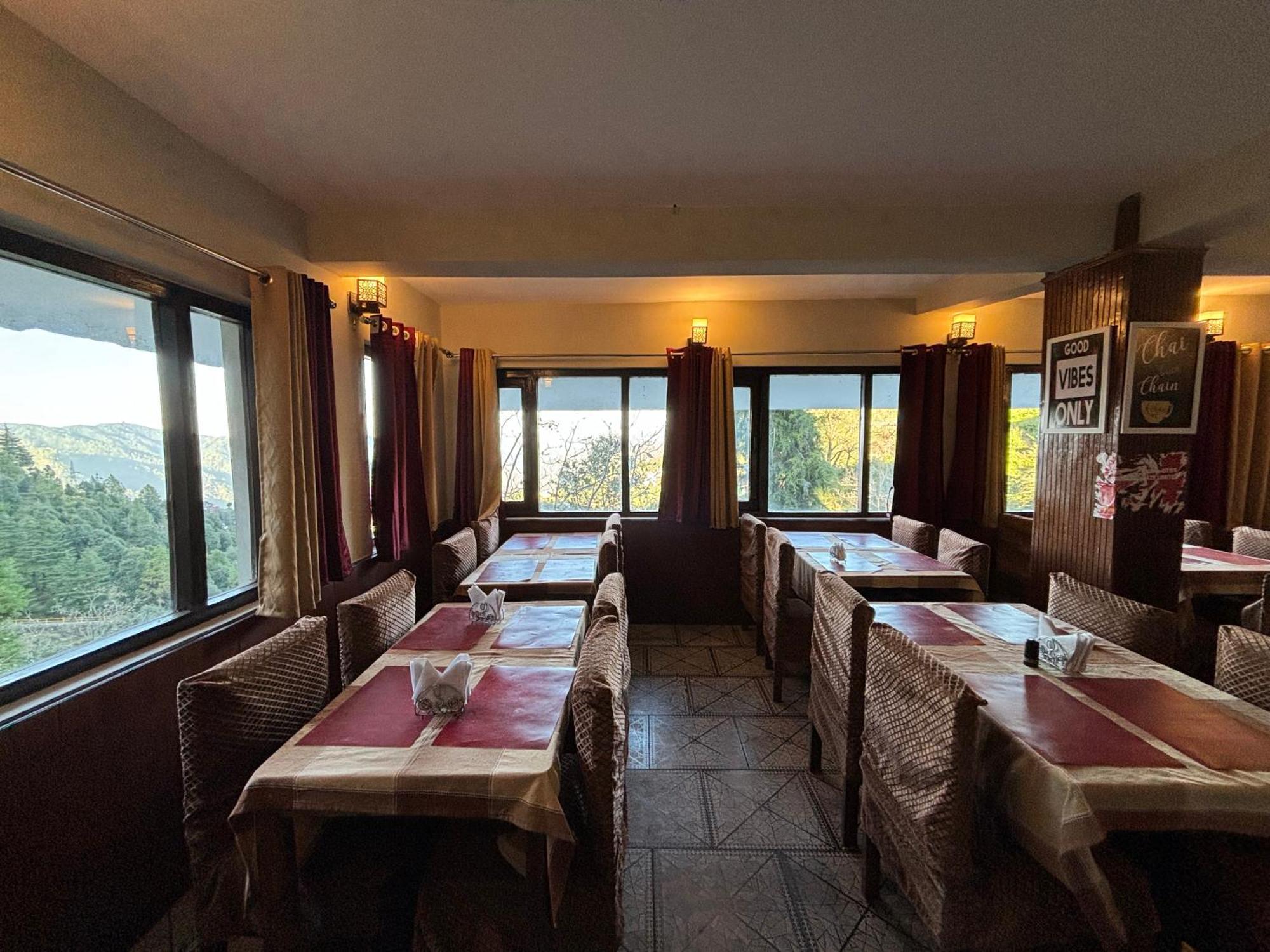 Kumaon Roop Resort Near Kainchi Dham Nainital Exteriér fotografie