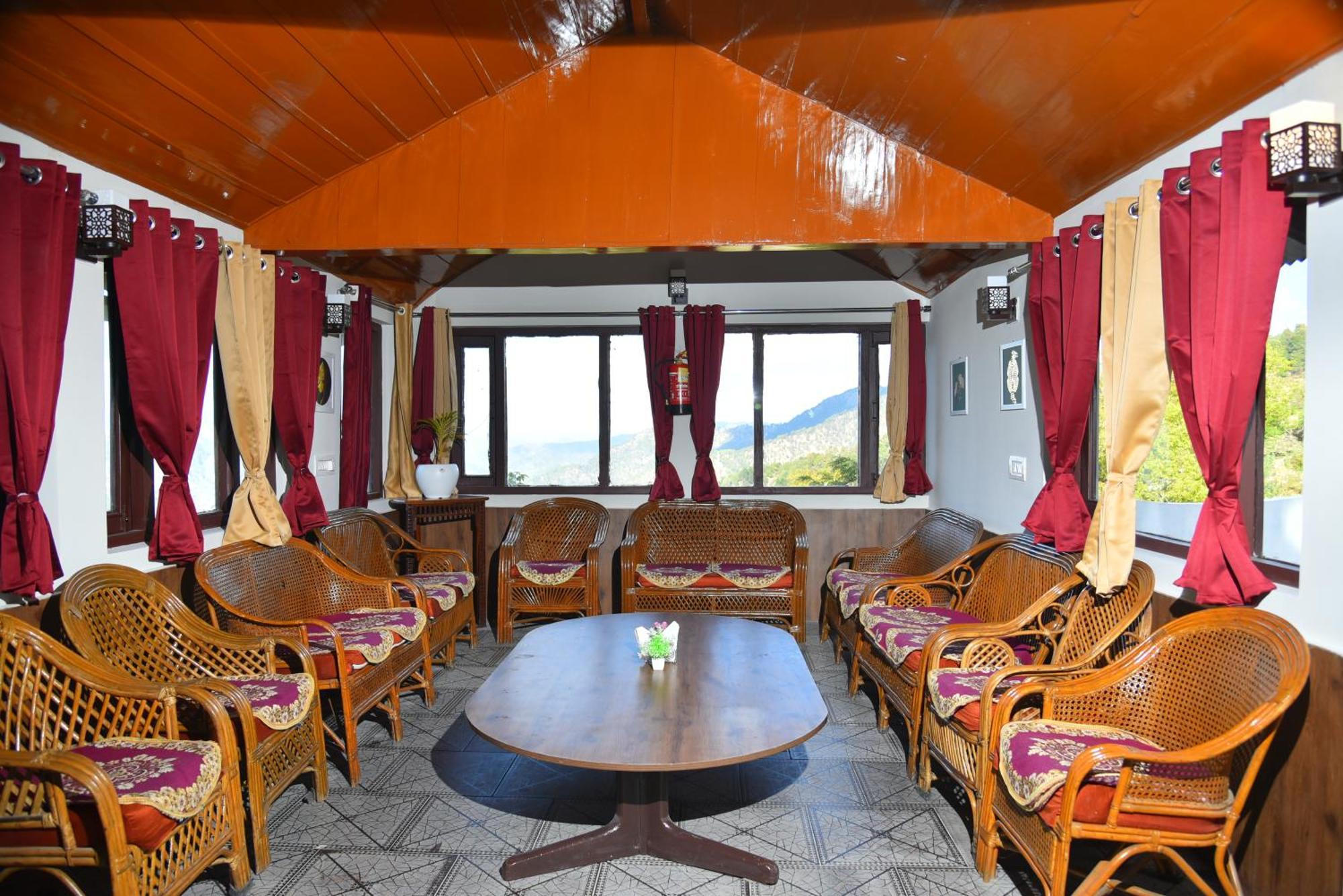 Kumaon Roop Resort Near Kainchi Dham Nainital Exteriér fotografie