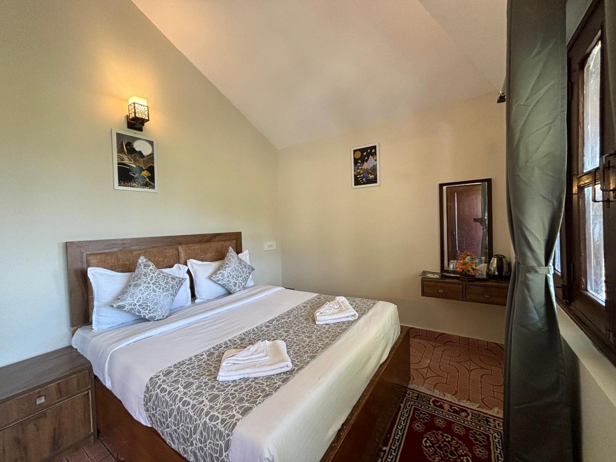 Kumaon Roop Resort Near Kainchi Dham Nainital Exteriér fotografie