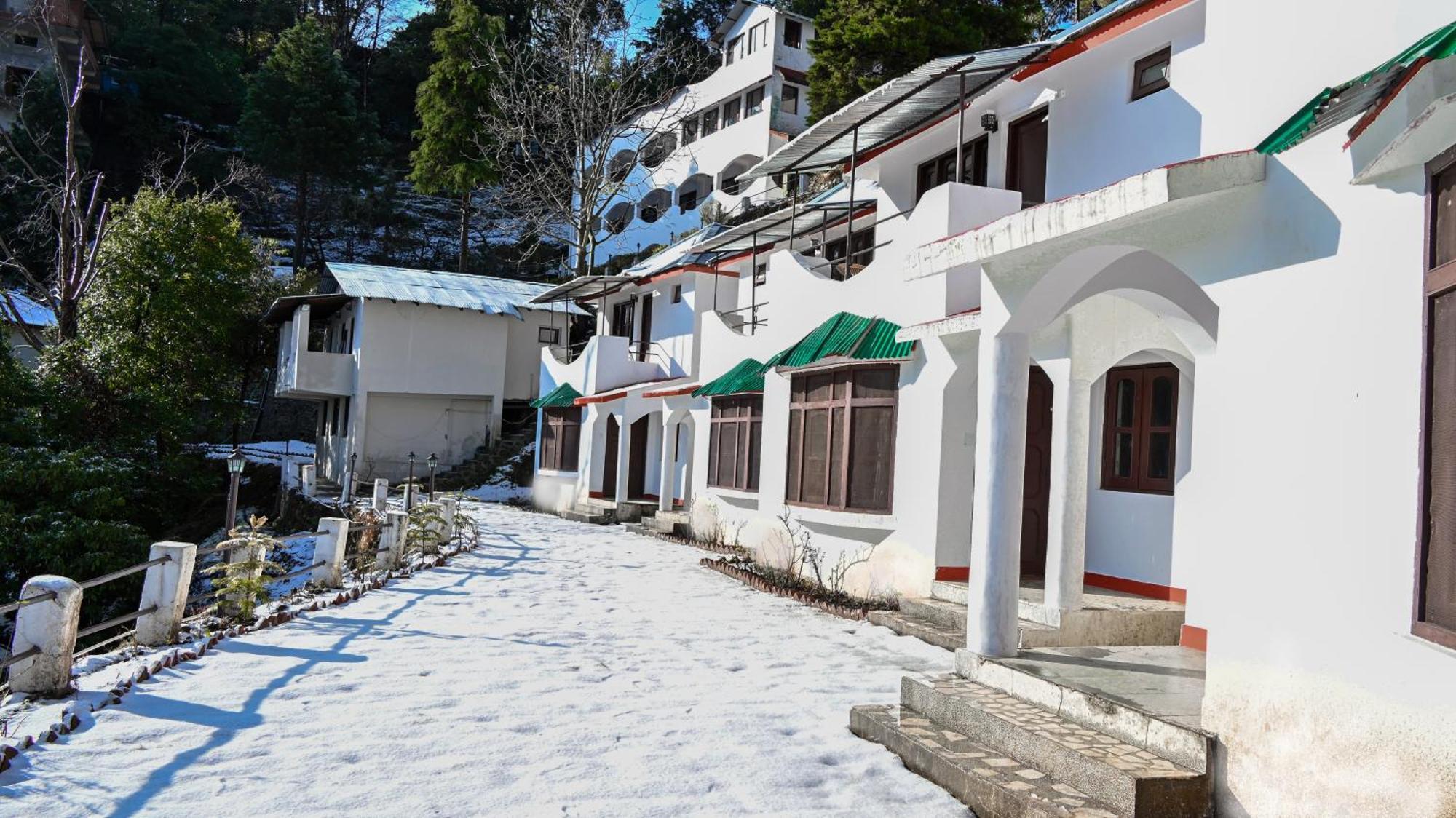 Kumaon Roop Resort Near Kainchi Dham Nainital Exteriér fotografie
