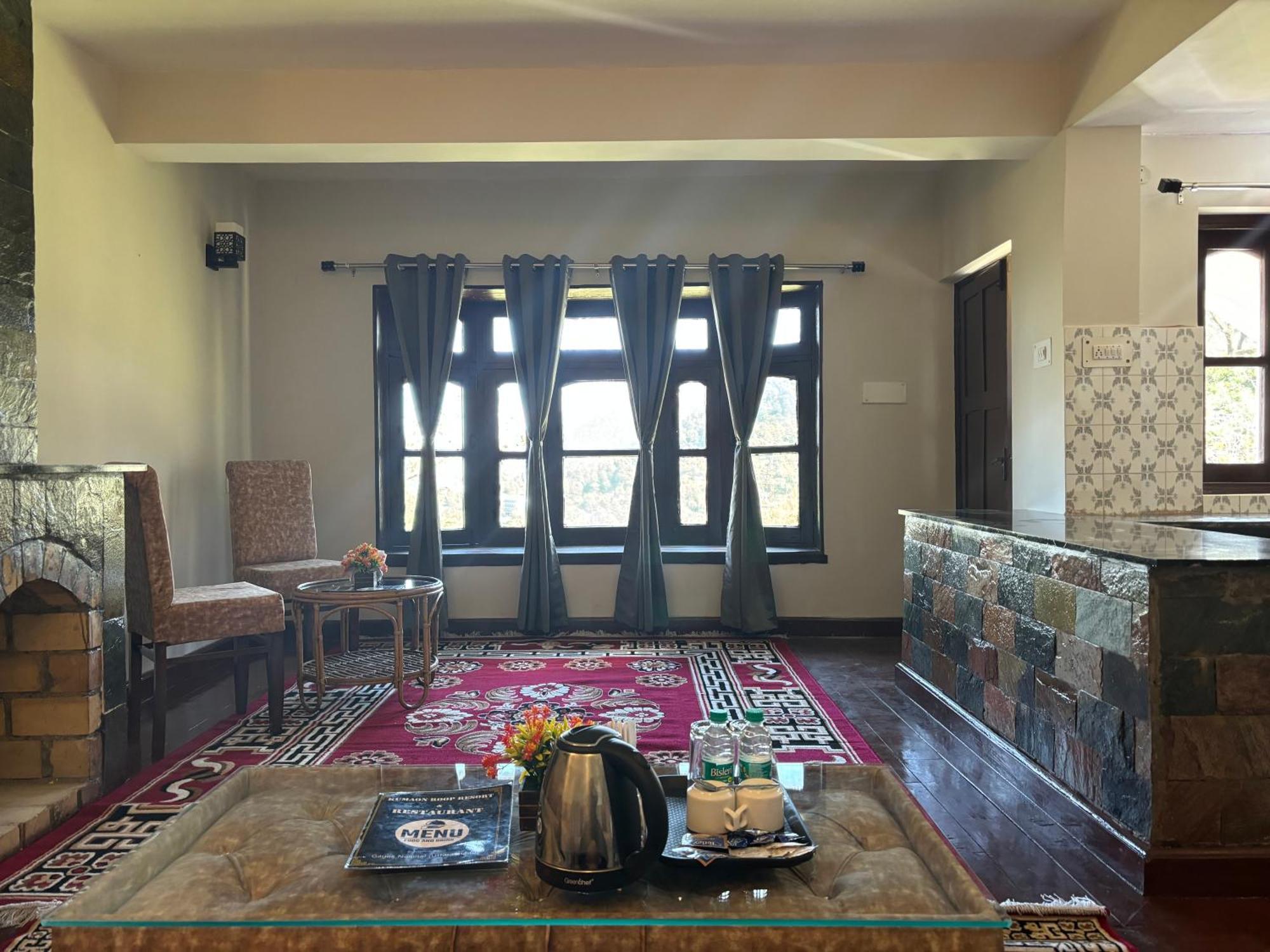 Kumaon Roop Resort Near Kainchi Dham Nainital Exteriér fotografie